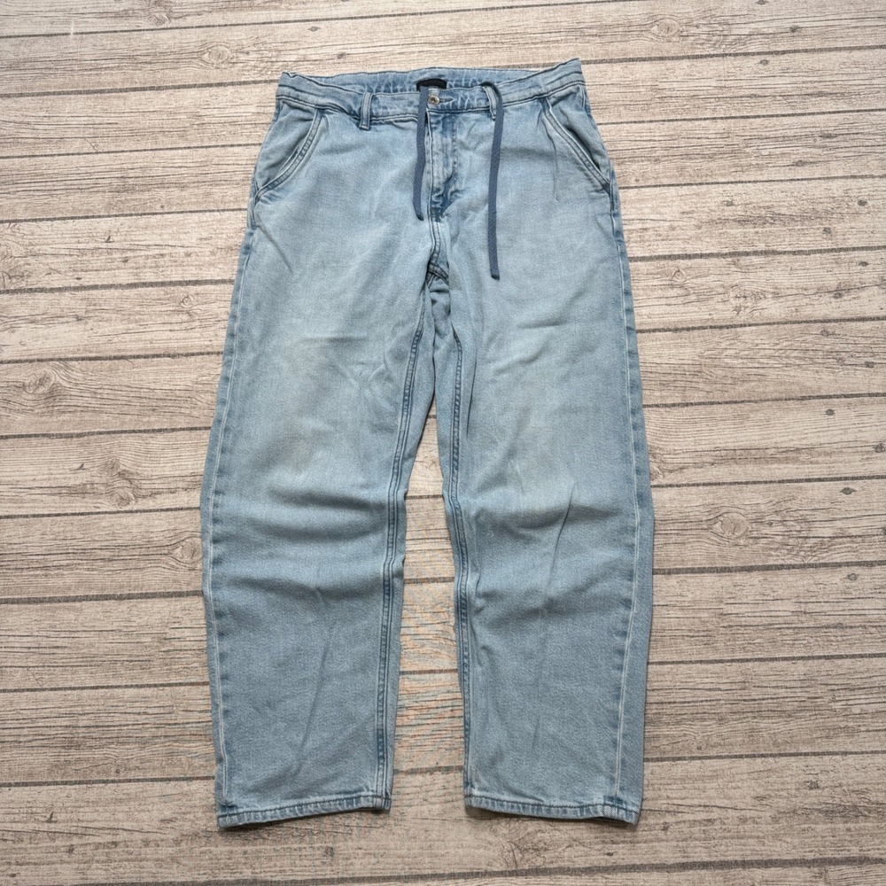 Uniqlo Jeans Men's Medium Blue Light Wash Denim Drawstring Straight Leg Relaxed